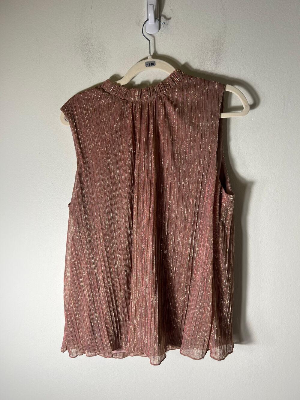 Eri + Ali Blush Shimmery Sleevelss Ruffle Neckline Top Sz L